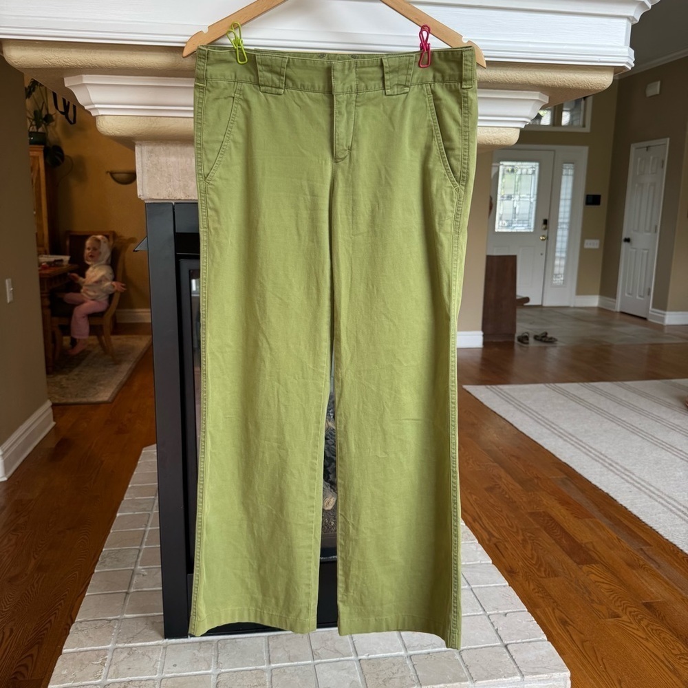 Vince Sage Green High Waisted Wide Leg Trousers Quiet Luxury Minimalist 6